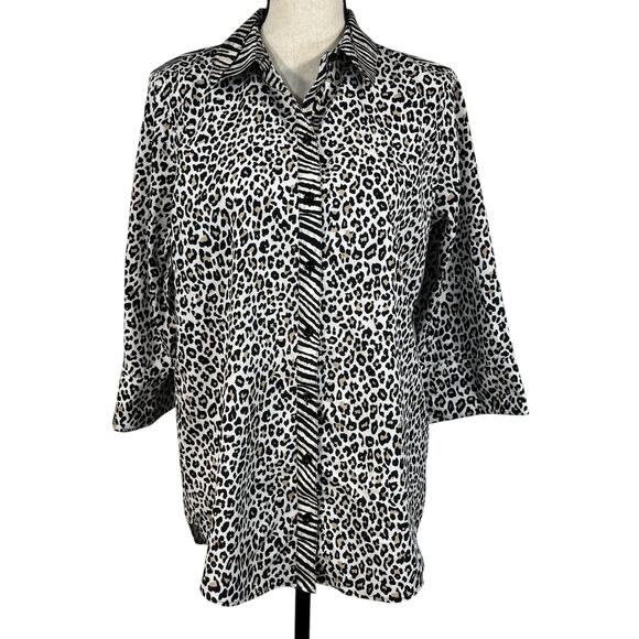 Chico’s SZ 1 (Medium) Top Leopard Zebra Print Button-Up 3/4 Sleeves Hi-Low Hem - Picture 1 of 10